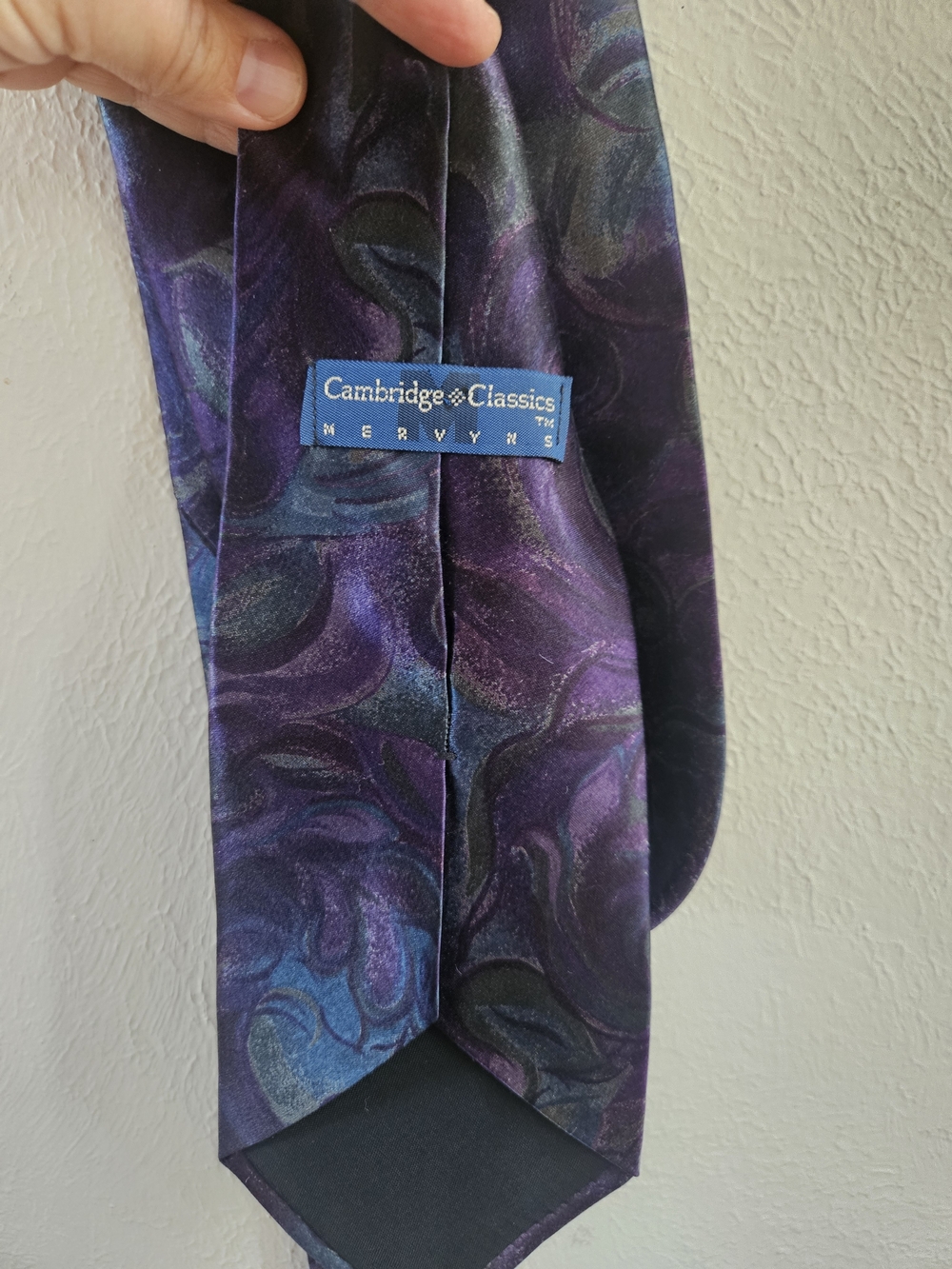 Vintage 100% Silk Men’s Purple Swirl Tie